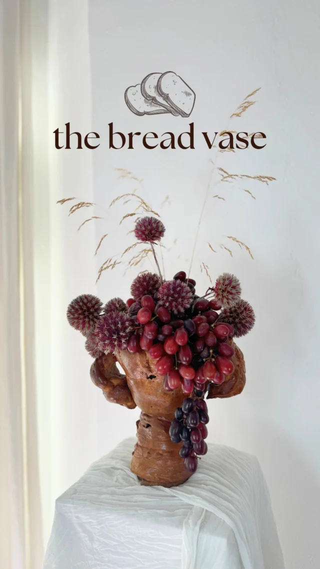 🍞🥨🥖THE BREAD VASE 🥖🥨🍞

The one and only @suesseflora created a vase from bread for me. Perfect playground for me and my flowers 🌸🌼

#eventdesign #instafood #foodstyling #eventplanner #foodstylists